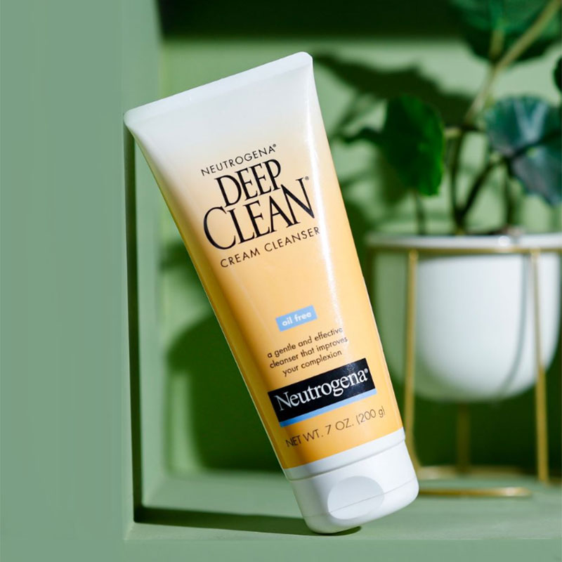 neutrogena-deep-clean-facial-cleanser-200gm
